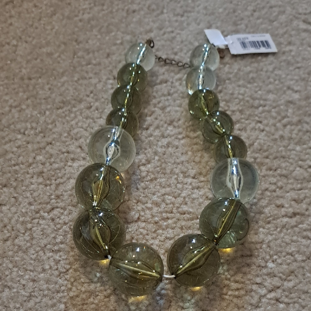 Vintage Elegant Green Beaded Necklace